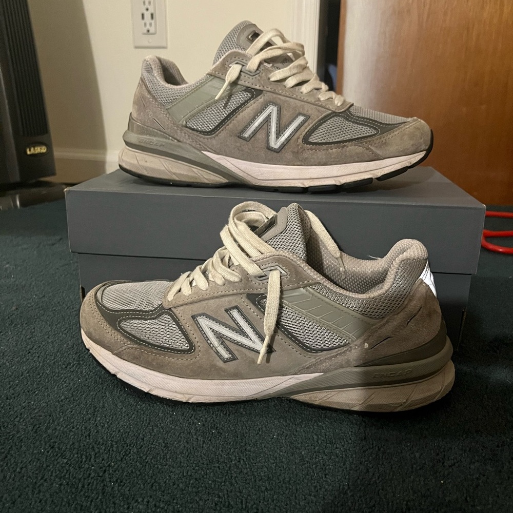 New Balance 990 Gray Sneakers